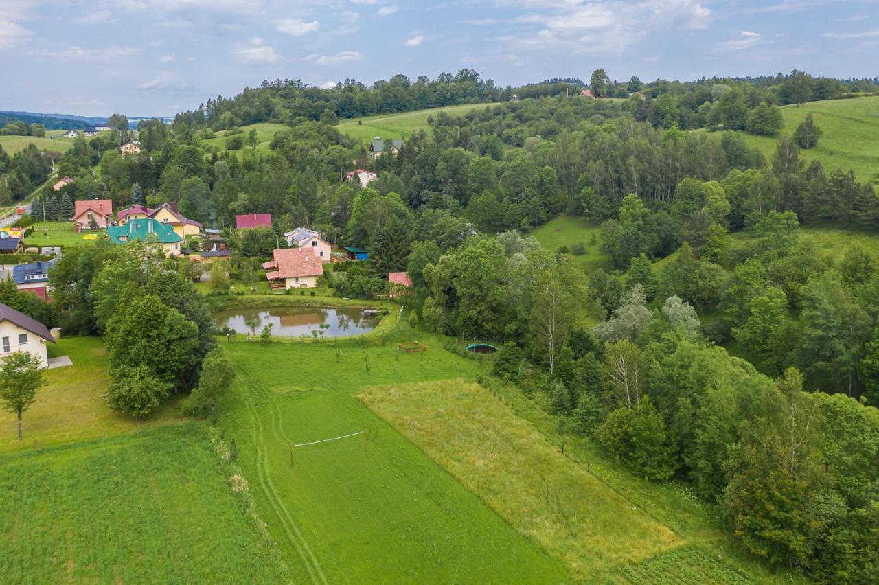 Domki Nad Stawem. Polańczyk Kültér fotó