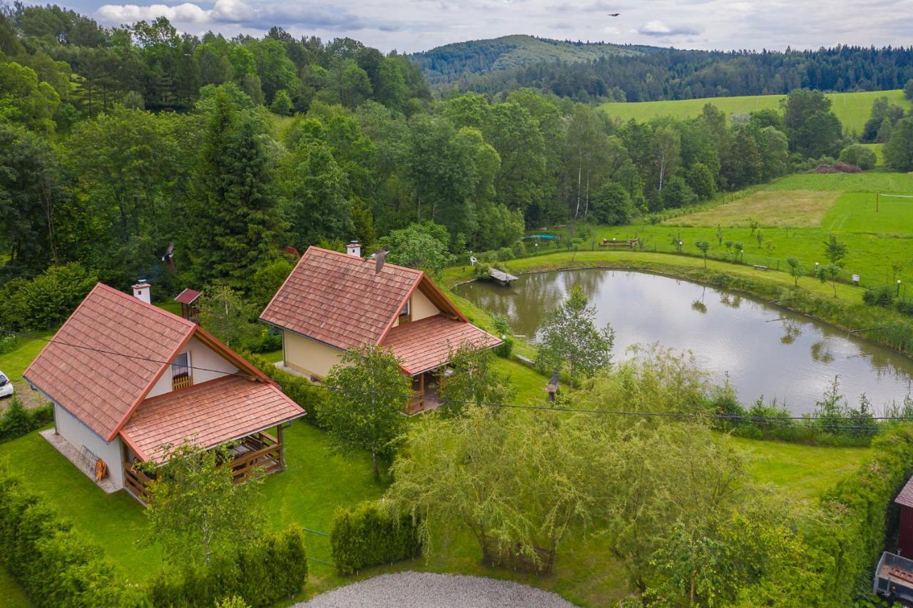 Domki Nad Stawem. Polańczyk Kültér fotó
